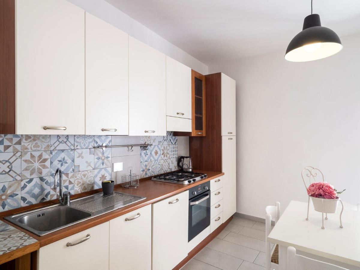 Luminoso Appartamento Sul Lago - Lake Court Anguillara Sabazia Εξωτερικό φωτογραφία