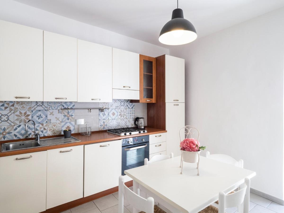 Luminoso Appartamento Sul Lago - Lake Court Anguillara Sabazia Εξωτερικό φωτογραφία